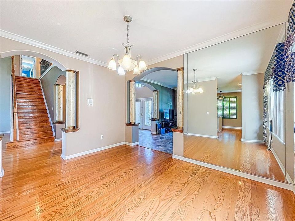 En Venta: $775,000 (4 camas, 3 baños, 3119 Pies cuadrados)