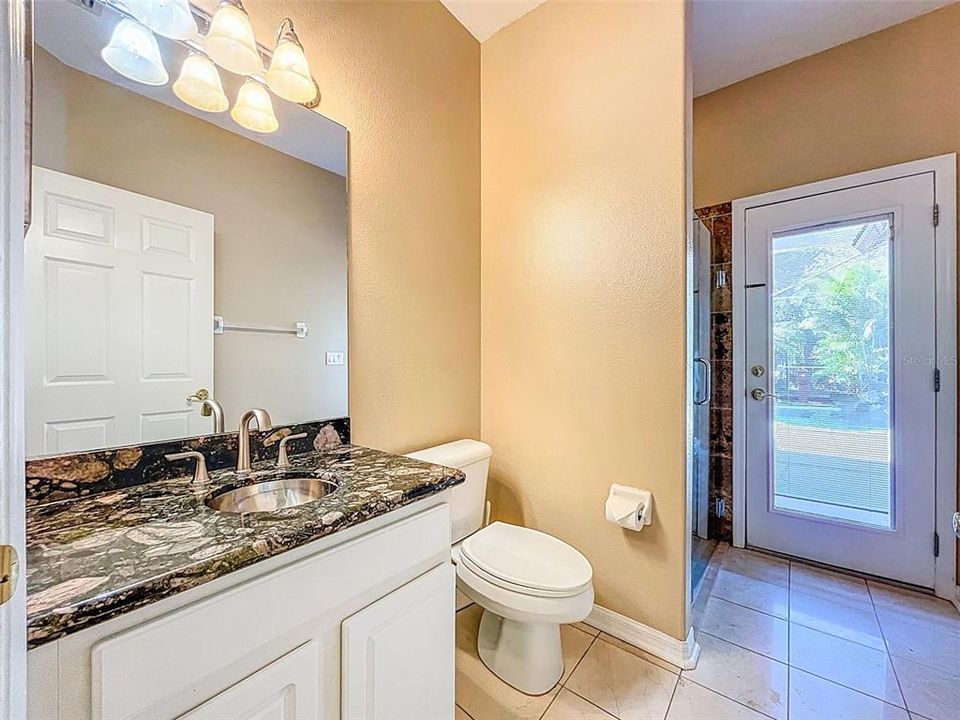 En Venta: $775,000 (4 camas, 3 baños, 3119 Pies cuadrados)