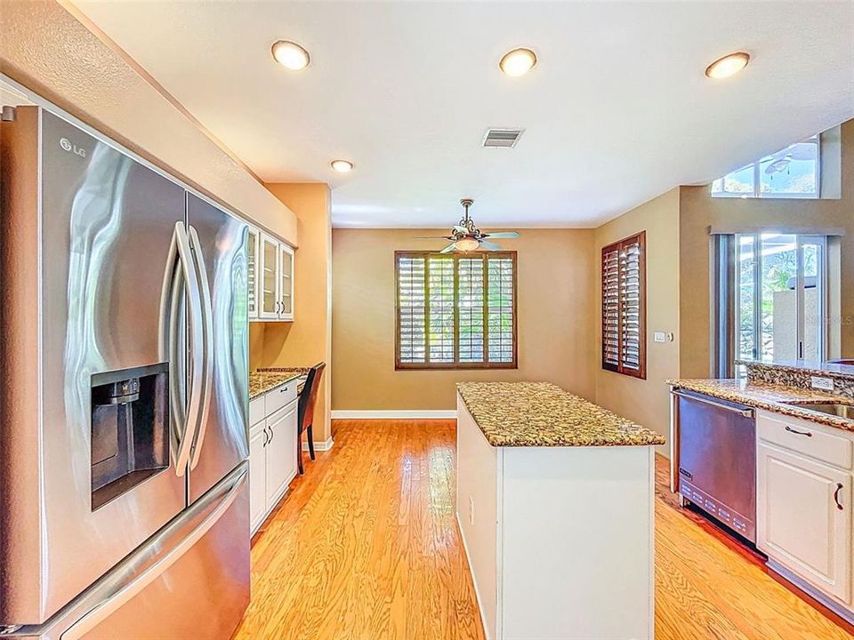 En Venta: $775,000 (4 camas, 3 baños, 3119 Pies cuadrados)