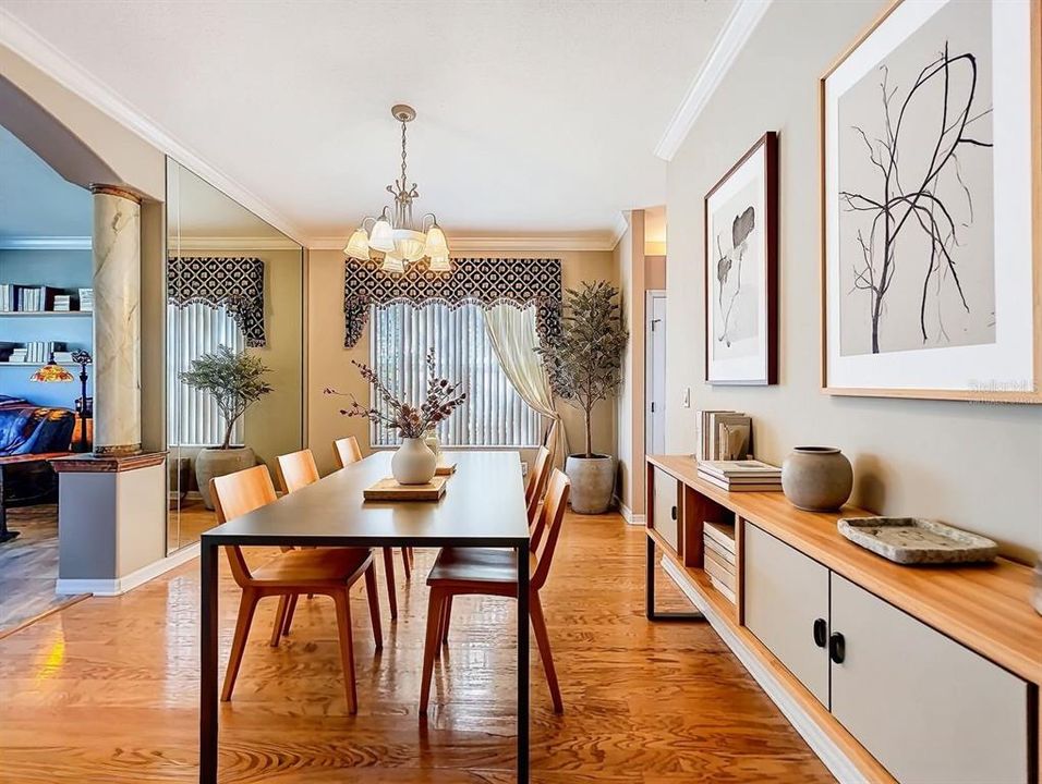 En Venta: $775,000 (4 camas, 3 baños, 3119 Pies cuadrados)