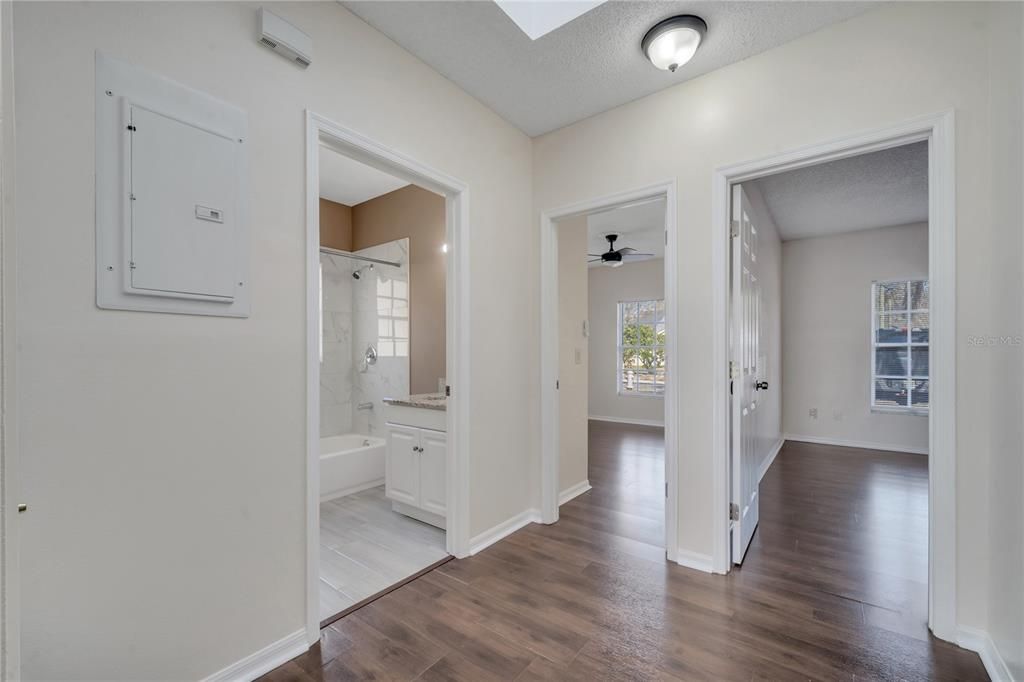 En Renta: $2,050 (3 camas, 2 baños, 1728 Pies cuadrados)