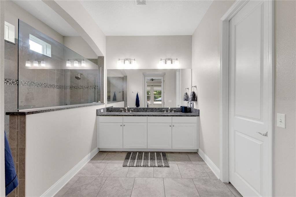 Active With Contract: $745,000 (3 beds, 2 baths, 2724 Square Feet)