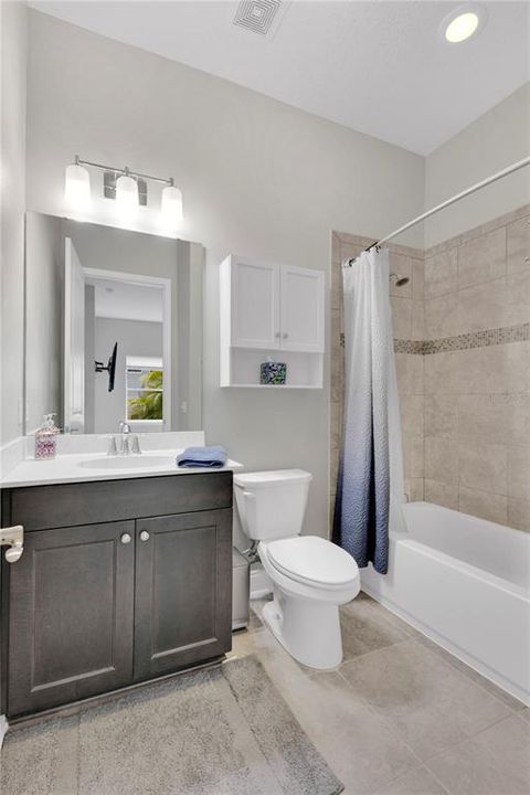 Active With Contract: $745,000 (3 beds, 2 baths, 2724 Square Feet)