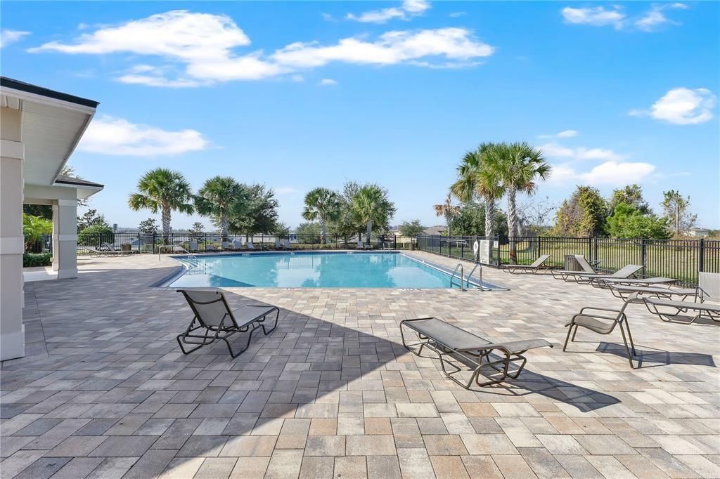 Active With Contract: $745,000 (3 beds, 2 baths, 2724 Square Feet)