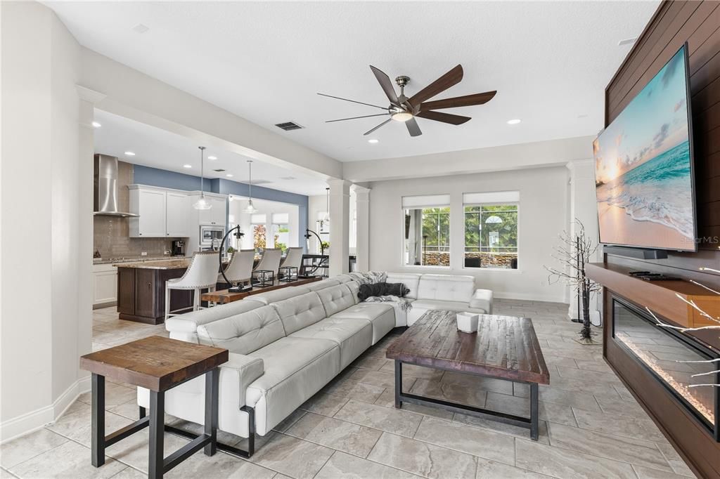 Active With Contract: $745,000 (3 beds, 2 baths, 2724 Square Feet)