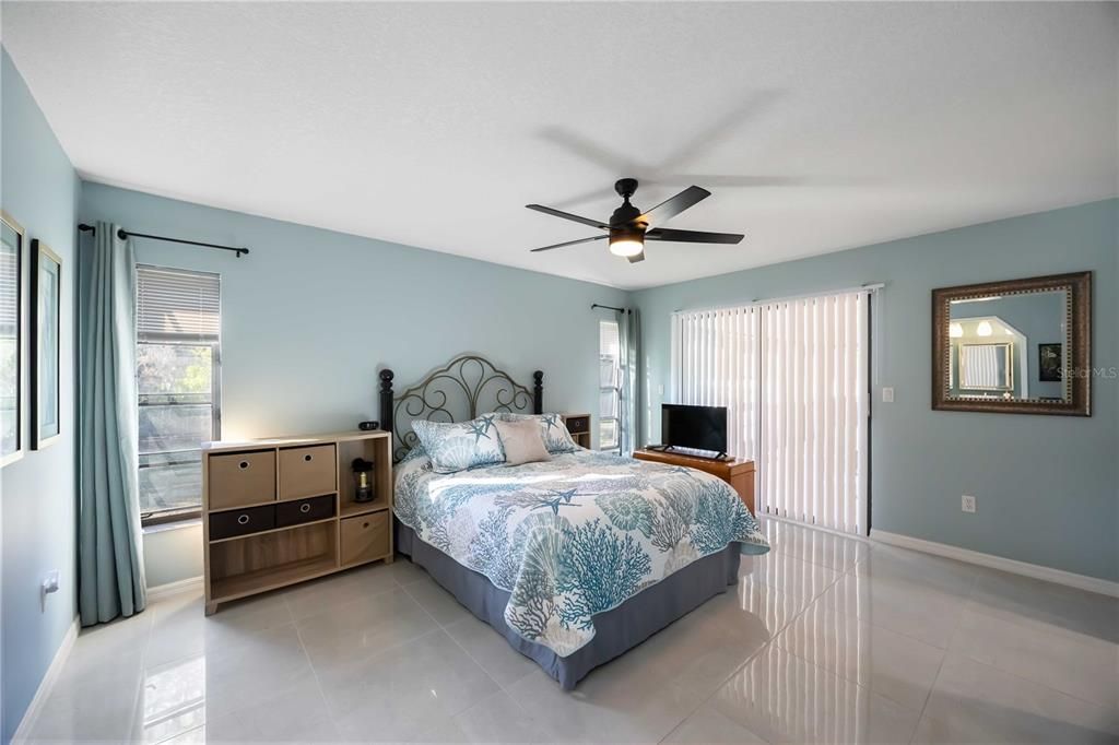 For Sale: $279,000 (2 beds, 2 baths, 1496 Square Feet)