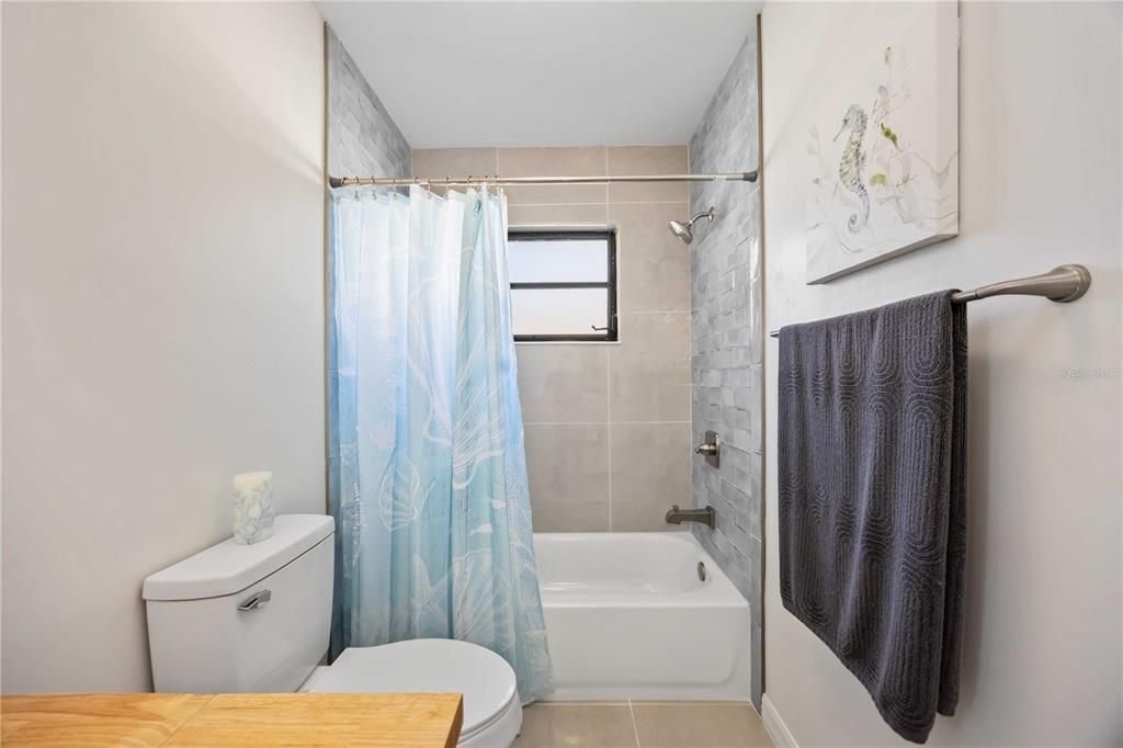 For Sale: $279,000 (2 beds, 2 baths, 1496 Square Feet)