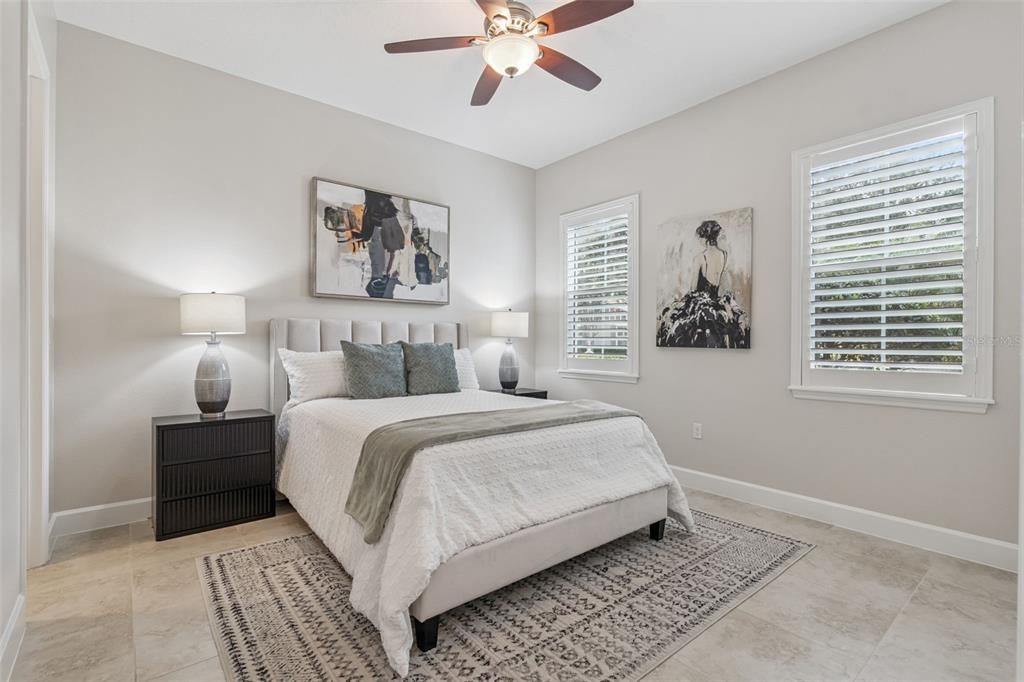 For Sale: $425,000 (2 beds, 2 baths, 1928 Square Feet)