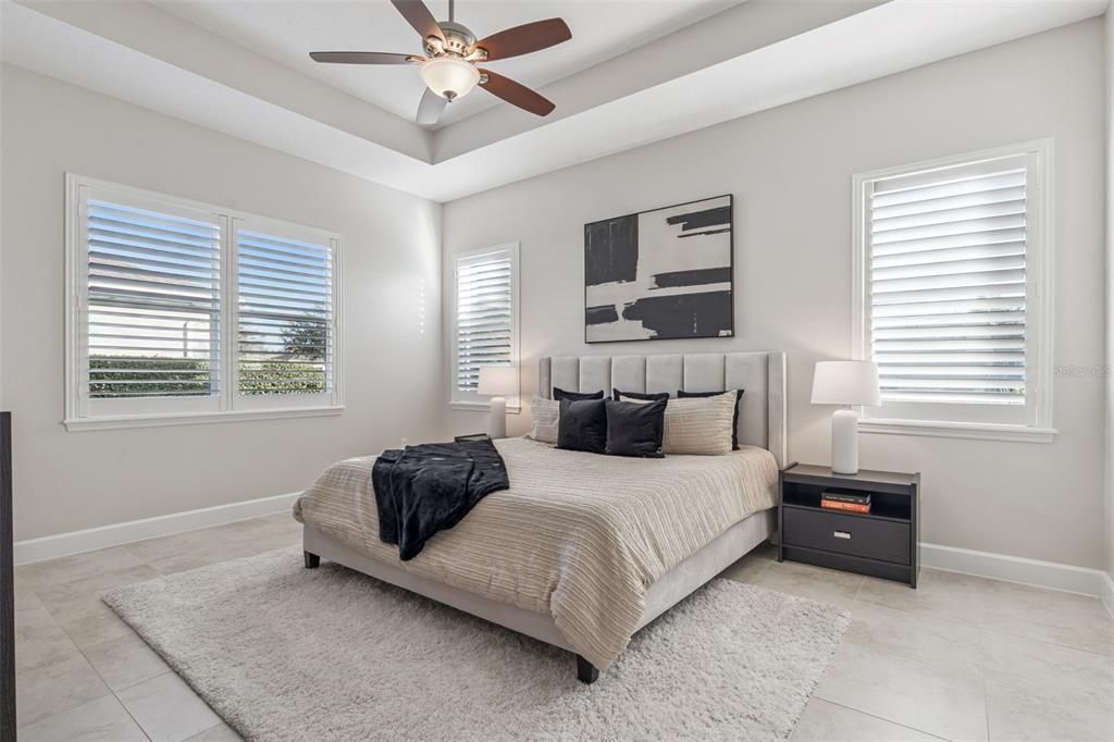 For Sale: $425,000 (2 beds, 2 baths, 1928 Square Feet)