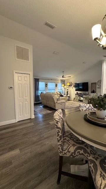 For Sale: $309,000 (3 beds, 2 baths, 1498 Square Feet)