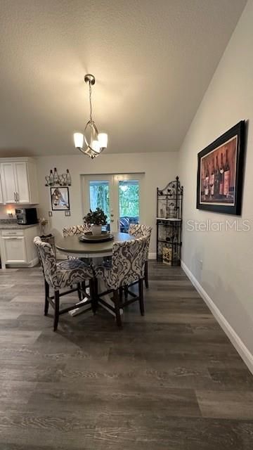 For Sale: $309,000 (3 beds, 2 baths, 1498 Square Feet)