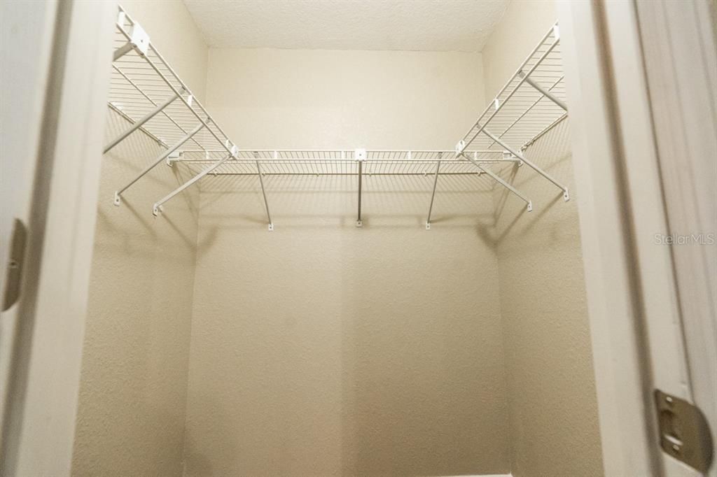 For Sale: $399,000 (3 beds, 2 baths, 2116 Square Feet)