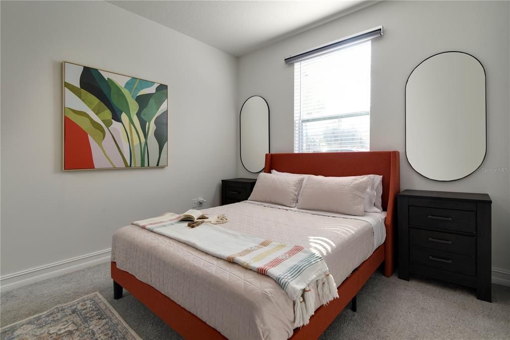 For Sale: $389,000 (2 beds, 1 baths, 1066 Square Feet)