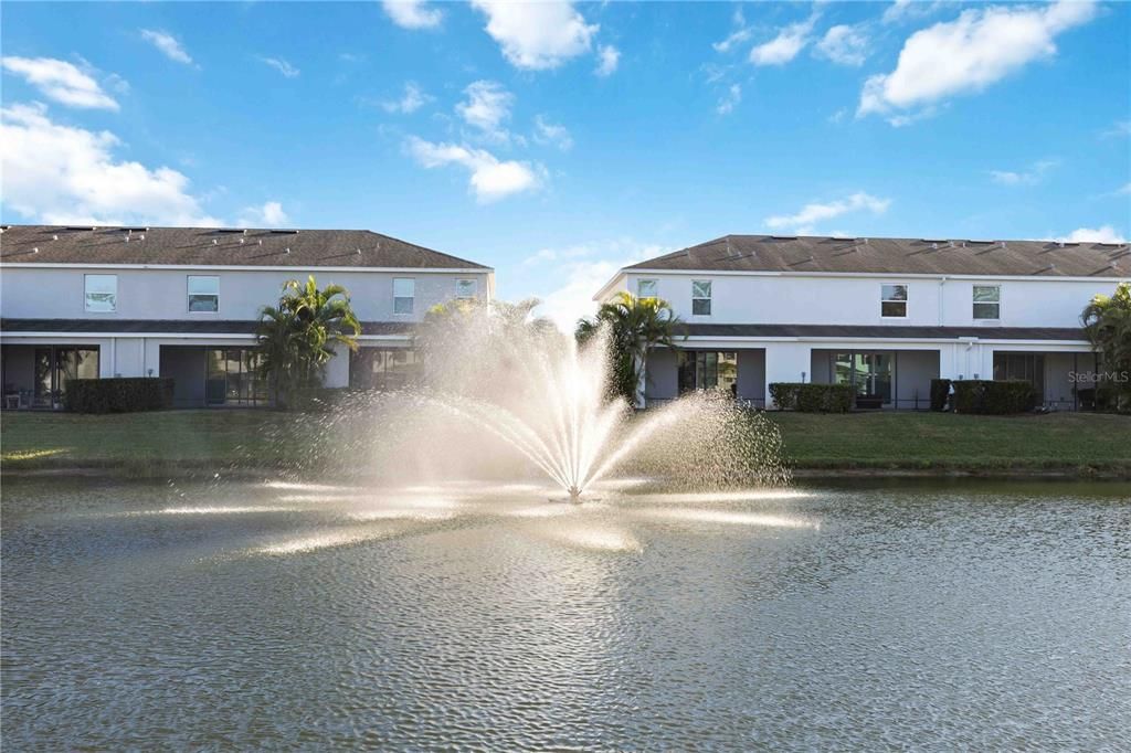 На продажу: $365,000 (3 спален, 2 ванн, 1714 Квадратных фут)