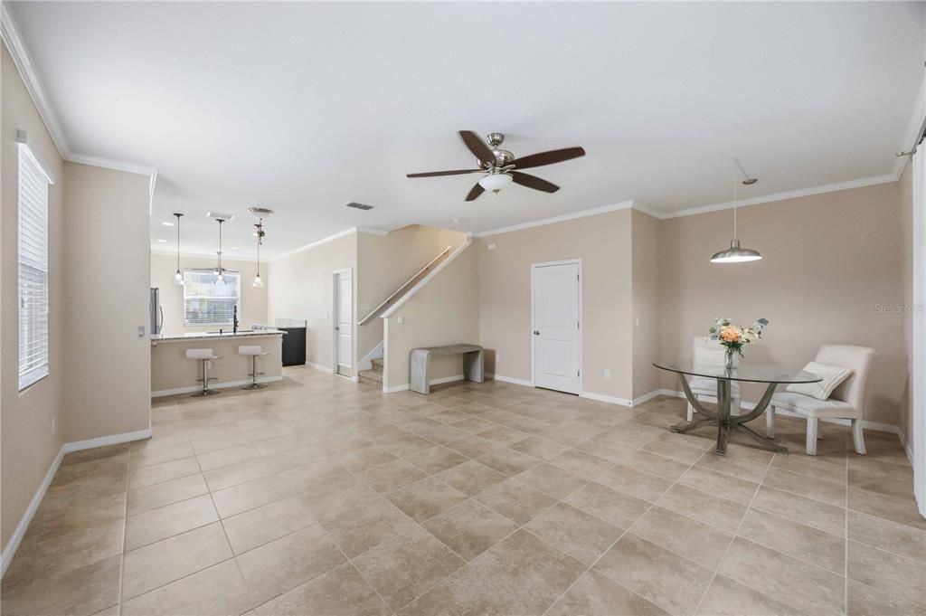 На продажу: $365,000 (3 спален, 2 ванн, 1714 Квадратных фут)