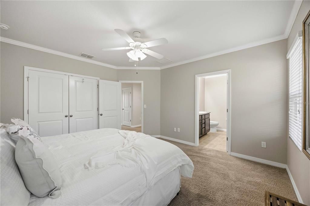 На продажу: $365,000 (3 спален, 2 ванн, 1714 Квадратных фут)