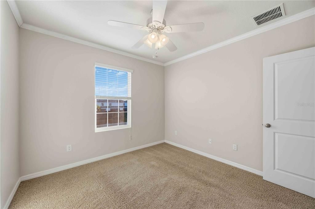 На продажу: $365,000 (3 спален, 2 ванн, 1714 Квадратных фут)