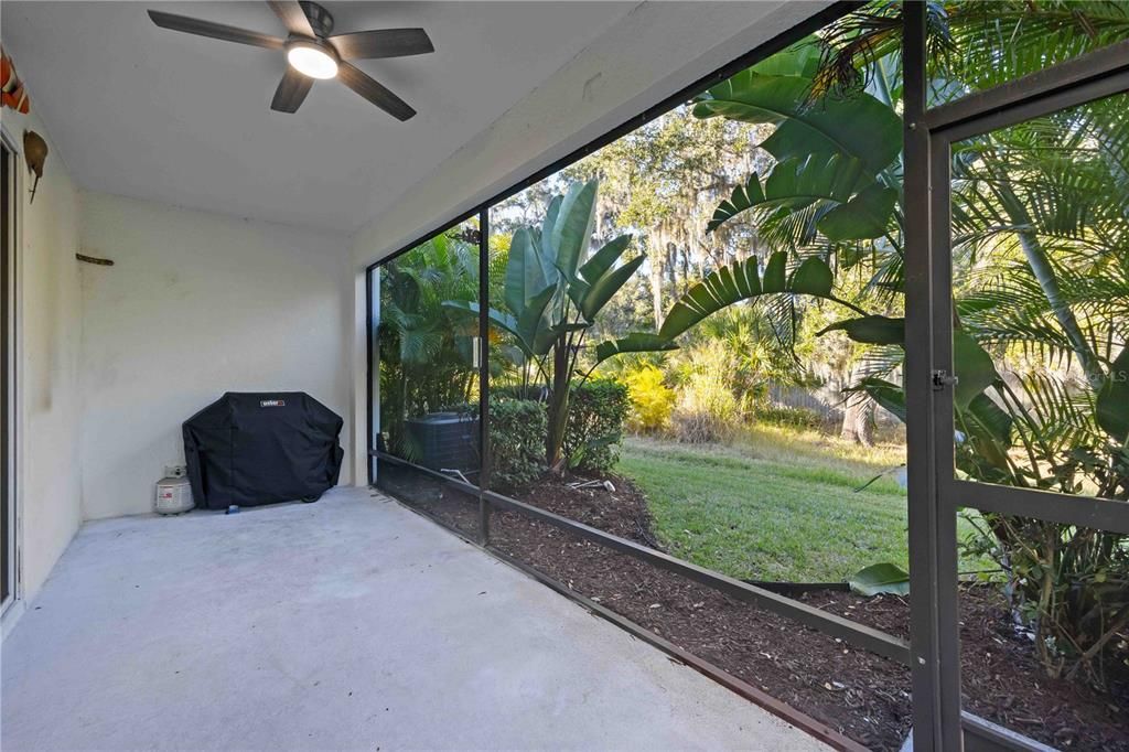 На продажу: $365,000 (3 спален, 2 ванн, 1714 Квадратных фут)