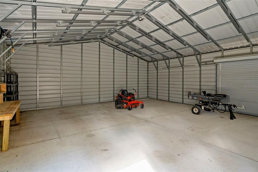 For Sale: $600,000 (3 beds, 2 baths, 2288 Square Feet)