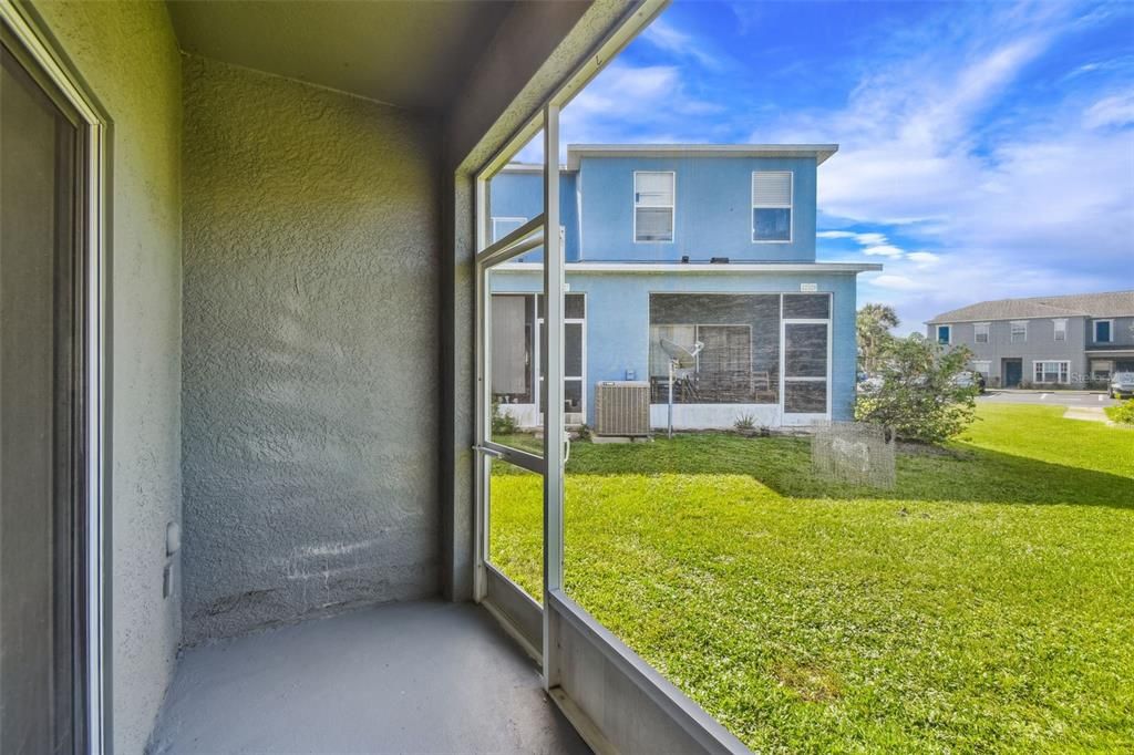 For Rent: $2,000 (4 beds, 3 baths, 1576 Square Feet)