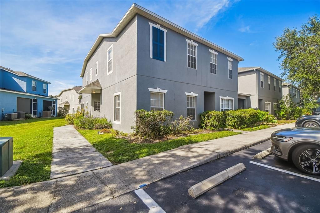 For Rent: $2,000 (4 beds, 3 baths, 1576 Square Feet)