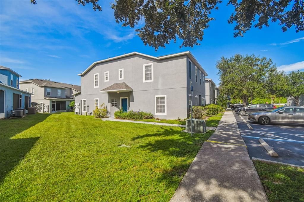 For Rent: $2,000 (4 beds, 3 baths, 1576 Square Feet)