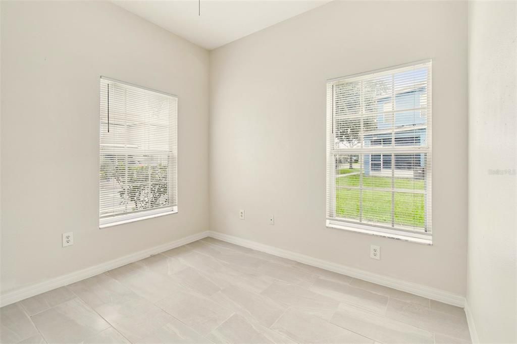 For Rent: $2,000 (4 beds, 3 baths, 1576 Square Feet)