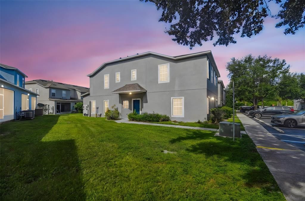 For Rent: $2,000 (4 beds, 3 baths, 1576 Square Feet)