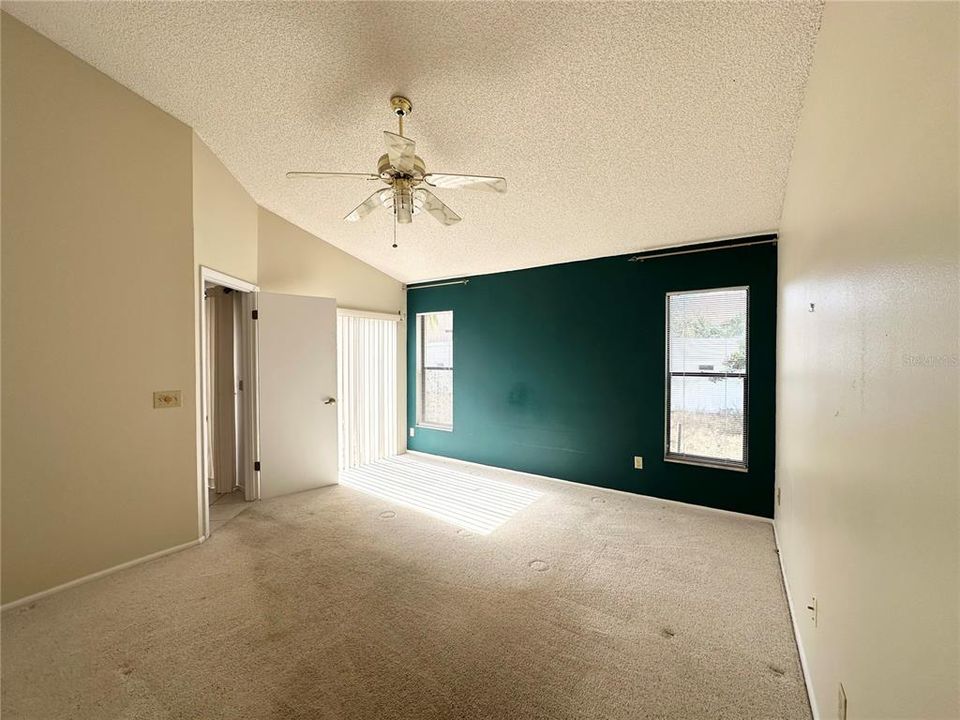 На продажу: $329,000 (3 спален, 2 ванн, 1260 Квадратных фут)