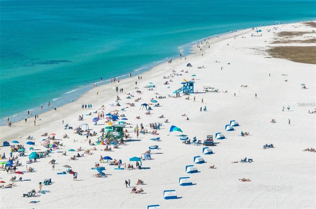 待售: $1,100,000 (4 贝兹, 3 浴室, 2956 平方英尺)