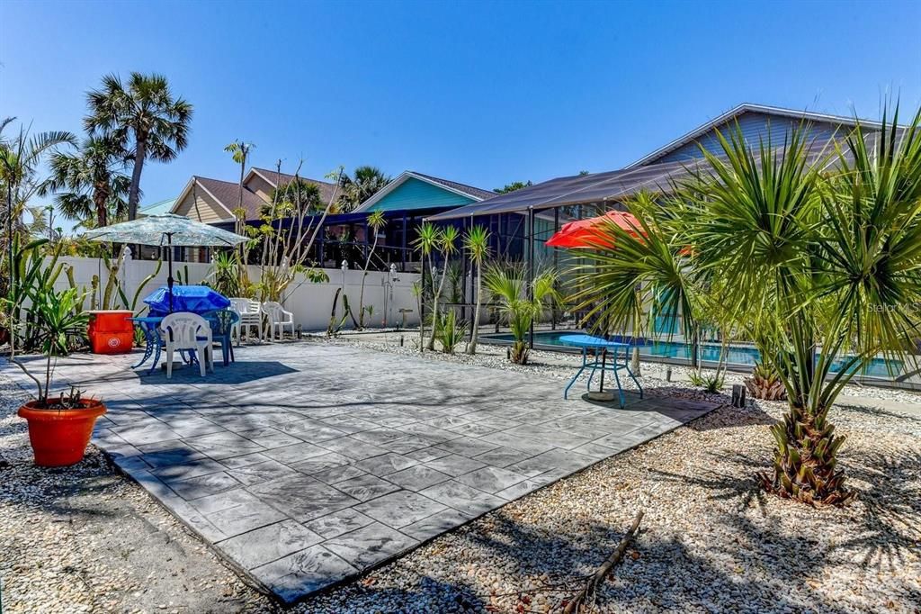 待售: $1,100,000 (4 贝兹, 3 浴室, 2956 平方英尺)