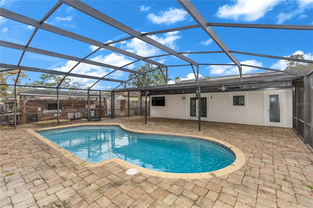 待售: $480,000 (4 贝兹, 3 浴室, 1809 平方英尺)