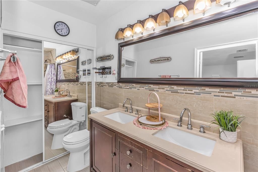 待售: $480,000 (4 贝兹, 3 浴室, 1809 平方英尺)