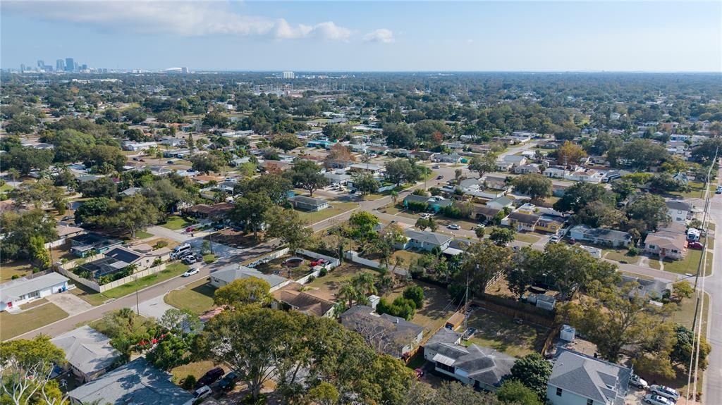 En Venta: $470,000 (3 camas, 2 baños, 1351 Pies cuadrados)