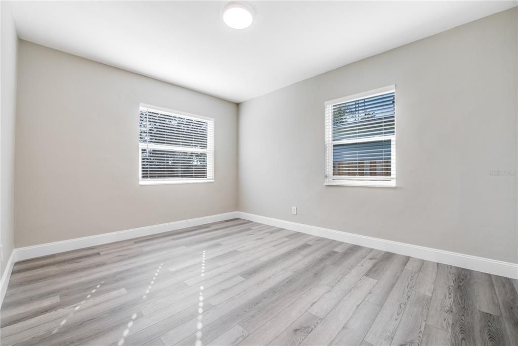 En Venta: $470,000 (3 camas, 2 baños, 1351 Pies cuadrados)