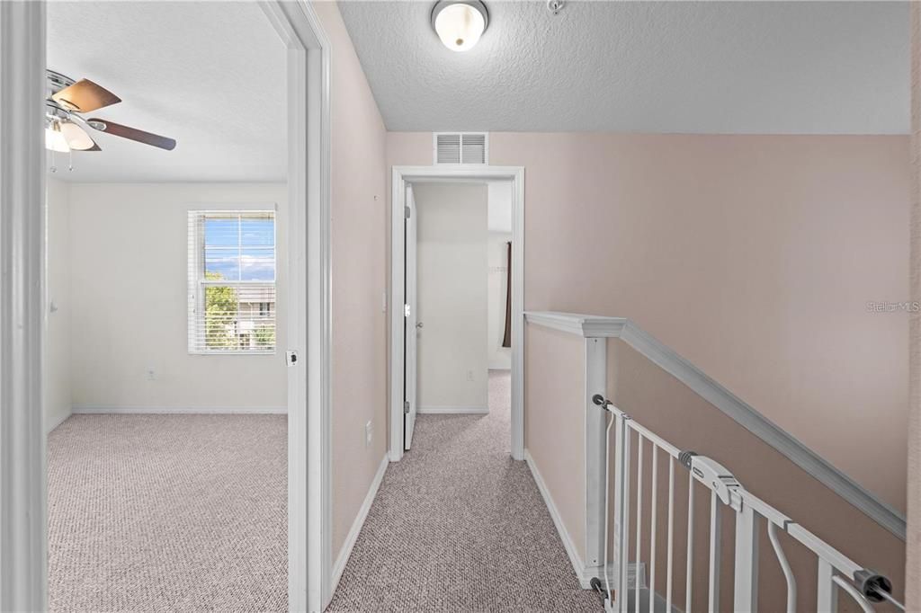 En Venta: $300,000 (3 camas, 2 baños, 1852 Pies cuadrados)