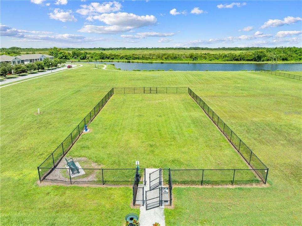 En Venta: $300,000 (3 camas, 2 baños, 1852 Pies cuadrados)