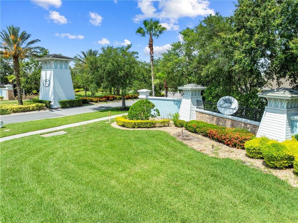 En Venta: $300,000 (3 camas, 2 baños, 1852 Pies cuadrados)