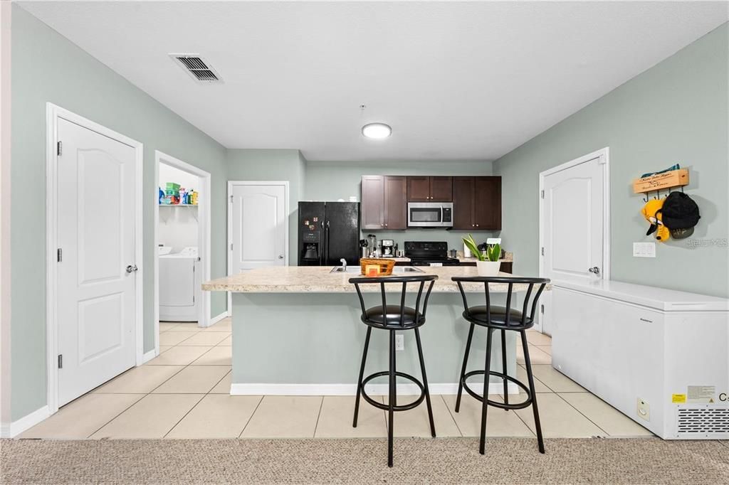 En Venta: $300,000 (3 camas, 2 baños, 1852 Pies cuadrados)