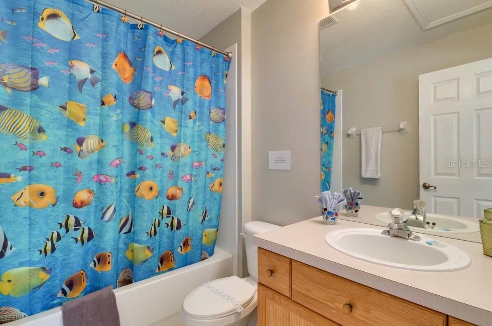 For Sale: $315,000 (3 beds, 3 baths, 1440 Square Feet)