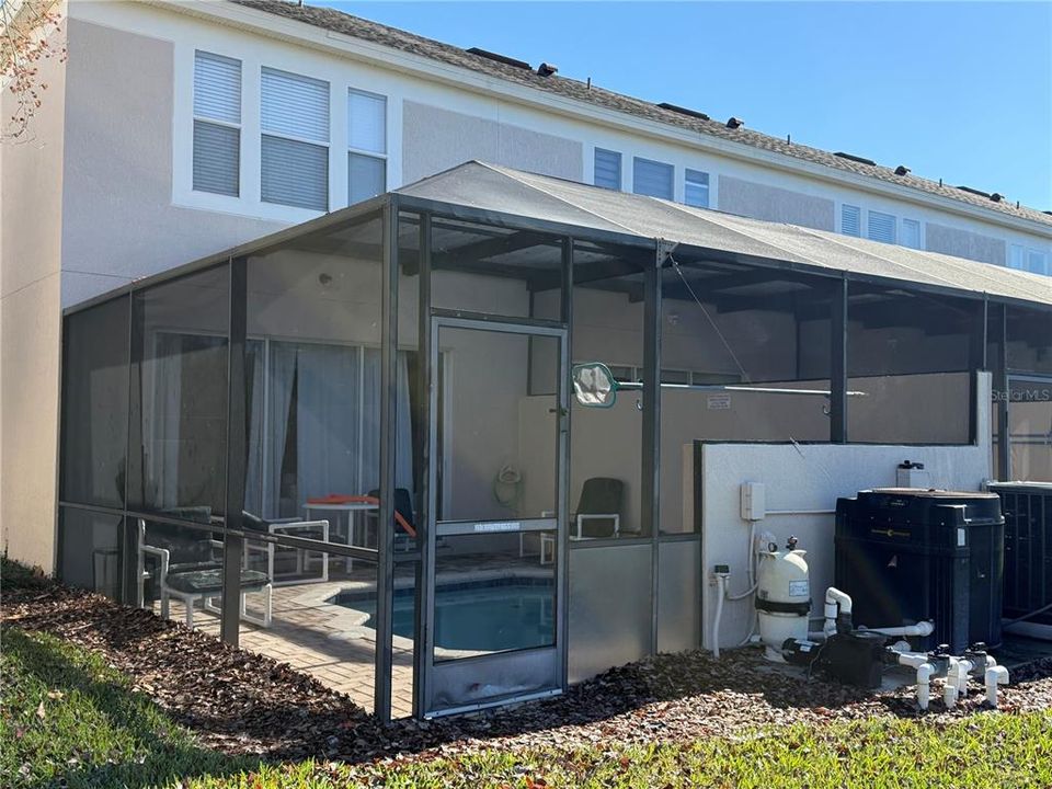 For Sale: $315,000 (3 beds, 3 baths, 1440 Square Feet)