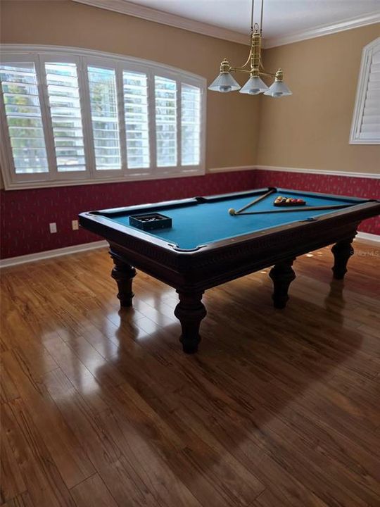 For Sale: $1,300,000 (5 beds, 4 baths, 3972 Square Feet)