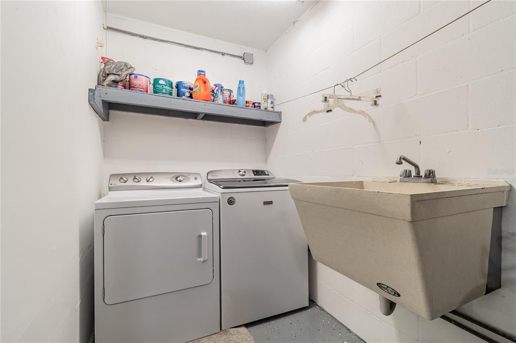 出租: $2,900 (2 贝兹, 2 浴室, 1380 平方英尺)