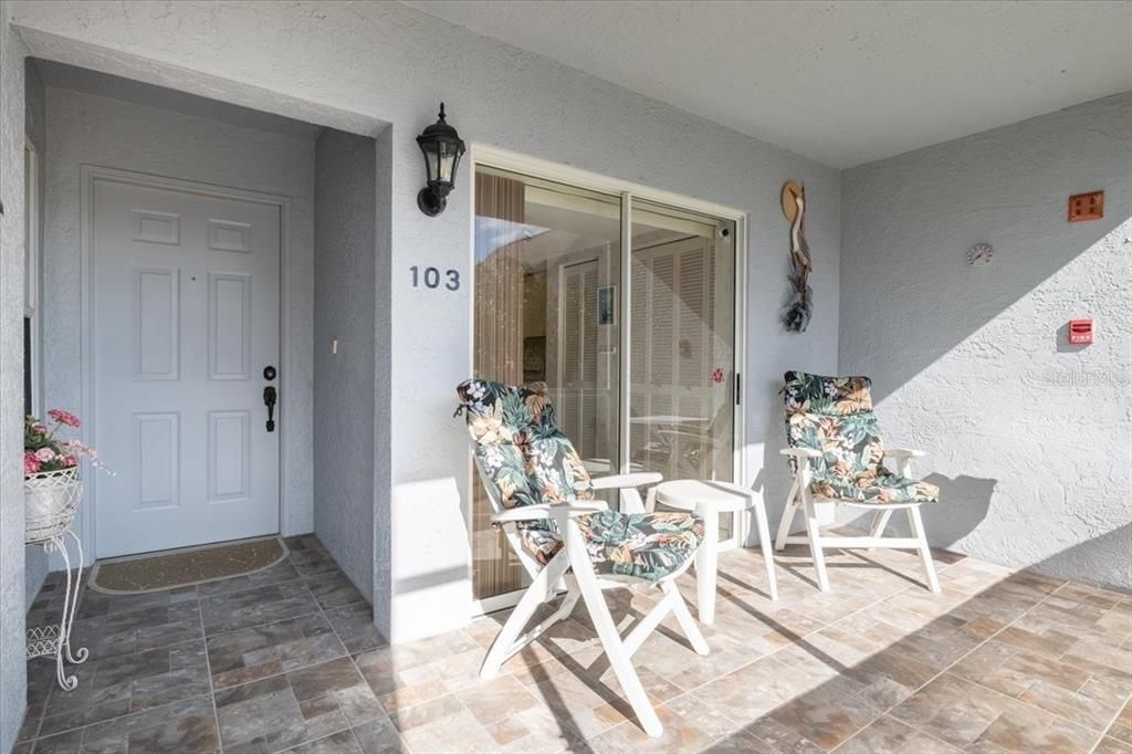 待售: $205,000 (2 贝兹, 2 浴室, 1202 平方英尺)