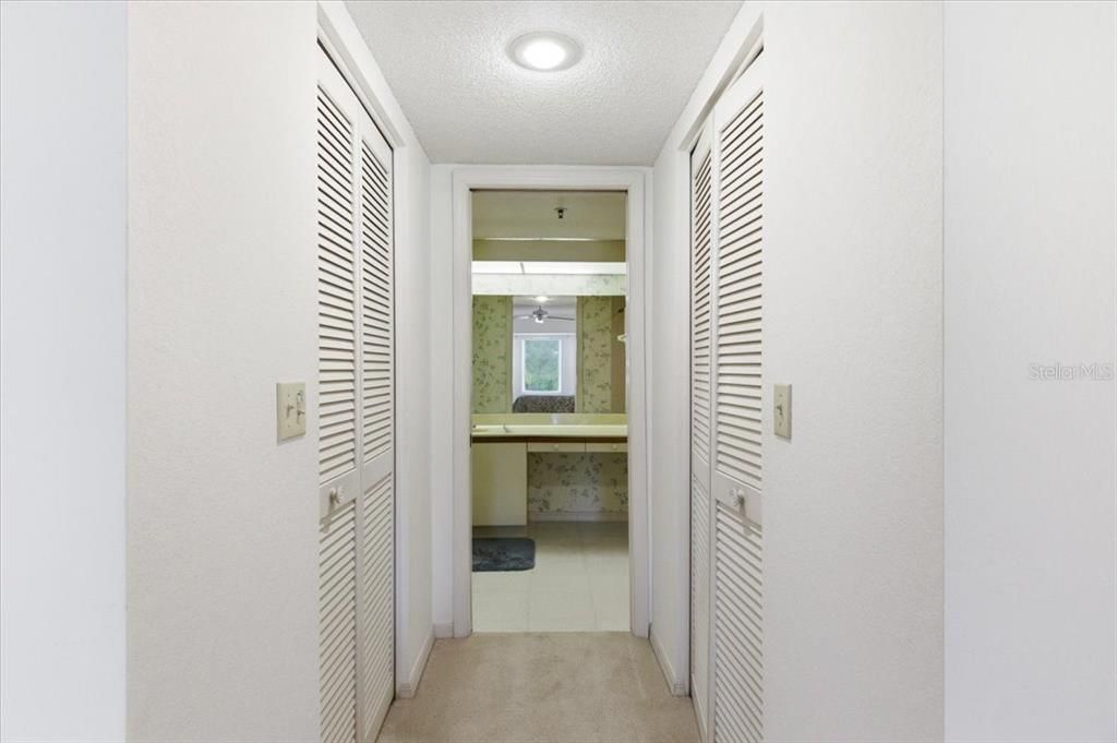 待售: $205,000 (2 贝兹, 2 浴室, 1202 平方英尺)