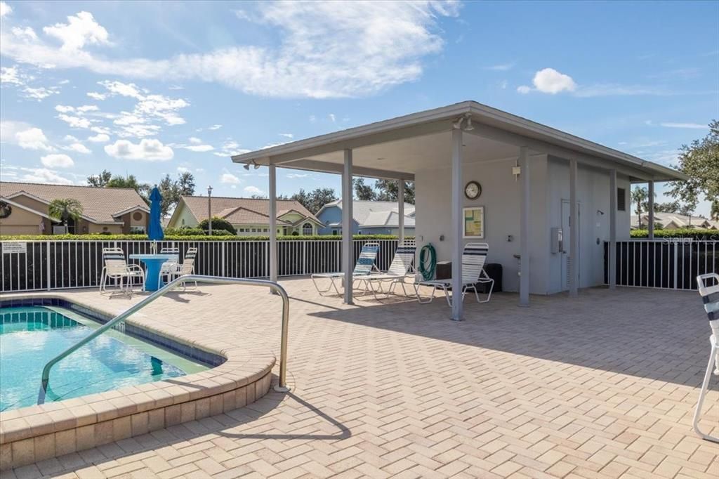 待售: $205,000 (2 贝兹, 2 浴室, 1202 平方英尺)