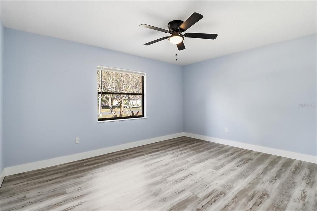 For Sale: $319,900 (3 beds, 2 baths, 1610 Square Feet)