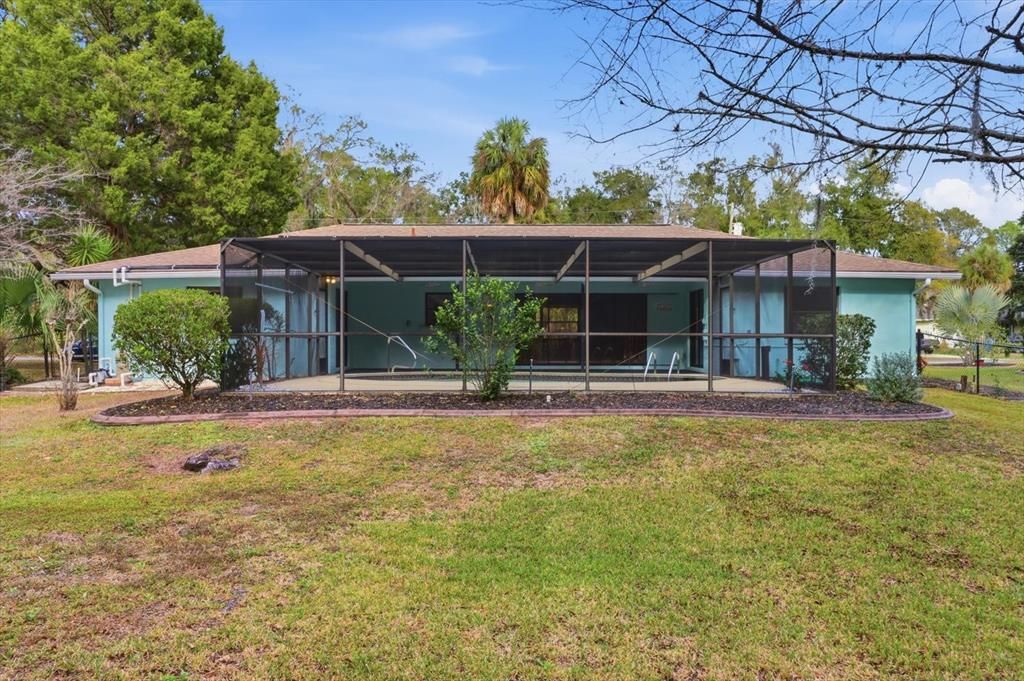 For Sale: $319,900 (3 beds, 2 baths, 1610 Square Feet)