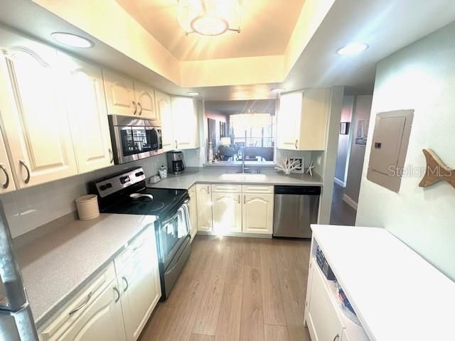 待售: $599,000 (2 贝兹, 2 浴室, 1103 平方英尺)