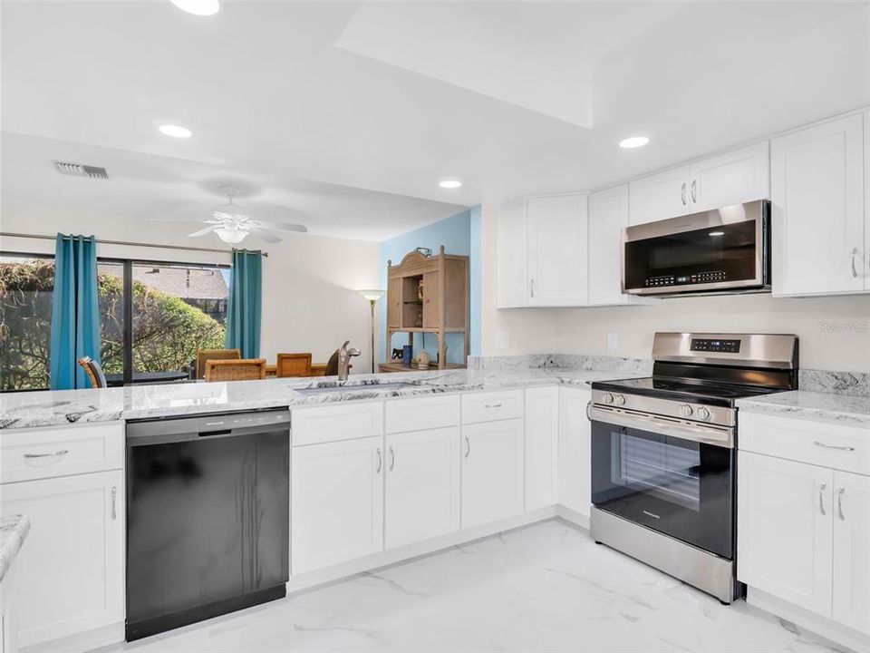 En Venta: $269,000 (2 camas, 2 baños, 1080 Pies cuadrados)